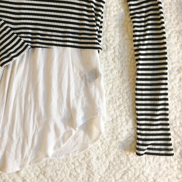 BKE Red B/W Striped Top - Picture 7 of 9